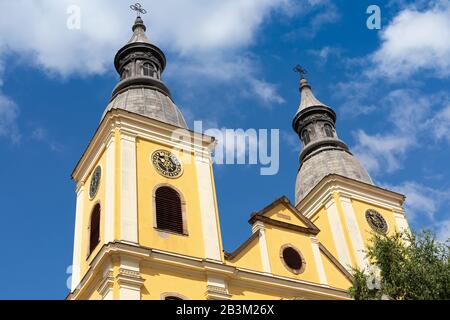 Photo de la célèbre église cistercienne, à Eger, en Hongrie Banque D'Images