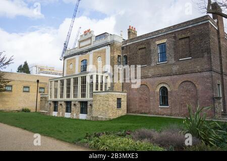 L'extérieur du Pitzhanger Manor & Gallery de Sir John Soane, Mattock Lane, Ealing, Londres, Royaume-Uni Banque D'Images