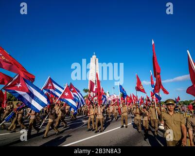 1 Mai Parade De De La Fête Du Travail, Plaza De La Revolucion (Place De La Révolution), La Havane, La Province De La Habana, Cuba, Antilles, Caraïbes, Amérique Centrale Banque D'Images