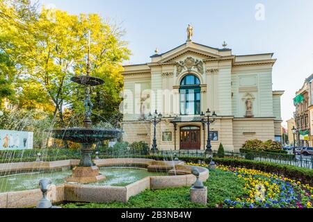 Théâtre Polonais À Bielsko Biala, Silésie Voivodeship, Pologne, Europe Banque D'Images