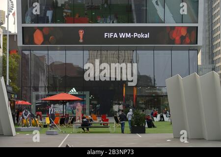 Deutsches Fussballmuseum, Platz der Deutschen Einheit, Dortmund, Nordrhein-Westfalen, Deutschland Banque D'Images