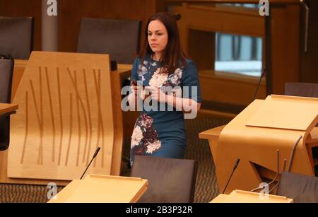 Kate Forbes, secrétaire du Cabinet chargé des finances, devant les FMQ au Parlement écossais d'Edimbourg, dans la salle de débat. Photo PA. Date De L'Image: Jeudi 5 Mars 2020. Voir l'histoire des PA questions ECOSSE. Crédit photo devrait lire: Andrew Milligan/PA Fil Banque D'Images