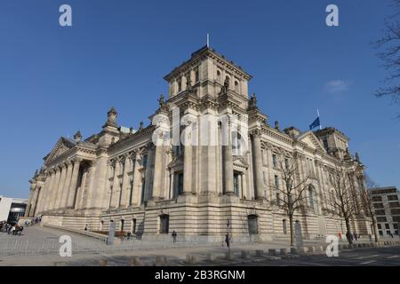 Le Reichstag, le Tiergarten, Berlin, Deutschland Banque D'Images