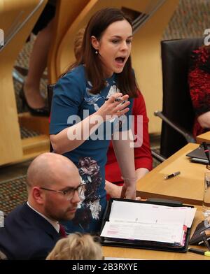 Kate Forbes, secrétaire du Cabinet chargé des finances, lors de la dernière étape du débat sur le budget écossais dans la salle de débat du Parlement écossais d'Édimbourg. Photo PA. Date De L'Image: Jeudi 5 Mars 2020. Voir l'histoire de PA SCOTLAND Budget. Crédit photo devrait lire: Andrew Milligan/PA Fil Banque D'Images