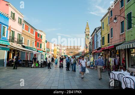 Venise, Italie 18 mai 2015 : de belles maisons colorées à Burano Venise Italie en Europe Banque D'Images