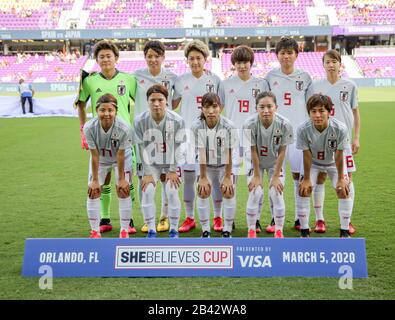 Orlando, Floride, États-Unis. 5 mars 2020. Team Japan pose pour les médias lors du match entre l'Espagne et le Japon de la coupe Sheieves au stade Explororia à Orlando, En Floride, le 5 mars 2020. Crédit: Cory Knowlton/Zuma Wire/Alay Live News Banque D'Images