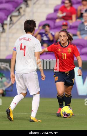 Orlando, Floride, États-Unis. 5 mars 2020. Le milieu de terrain espagnol ALEXIA PUTELLAS (11) conduit le ballon pendant le match entre l'Espagne et le Japon de la coupe Shebeles au stade Explororia à Orlando, En Floride, le 5 mars 2020. Crédit: Cory Knowlton/Zuma Wire/Alay Live News Banque D'Images