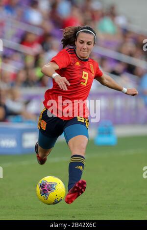 Orlando, Floride, États-Unis. 5 mars 2020. Espagne Forward MARTA CARDONA (9) conduit le ballon pendant le match de la coupe Shebeles Espagne contre le Japon au stade Explororia à Orlando, Fl le 5 mars 2020. Crédit: Cory Knowlton/Zuma Wire/Alay Live News Banque D'Images