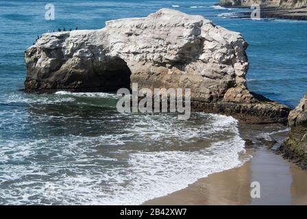 Côte du Pacifique, parc national de Natural Bridges, Santa Crus, Californie Banque D'Images