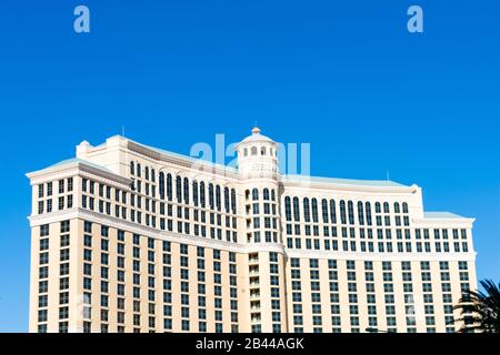 Bellagio Resort, hôtel de luxe et casino vue extérieure une journée ensoleillée - Las Vegas, Nevada, USA - 2020 Banque D'Images