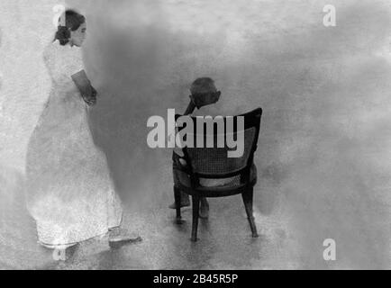 Mahatma Gandhi assis dans une chaise à Juhu Beach, Mumbai, Maharashtra, Inde, Asie, mai 1944 - MODÈLE DE LIBÉRATION NON DISPONIBLE Banque D'Images