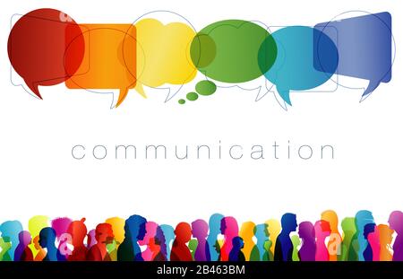 Grand groupe isolé dans le profil parlant silhouette. Bulle de la parole. Concept de communication. La foule parle. Réseaux sociaux. Des personnes multiethniques Banque D'Images