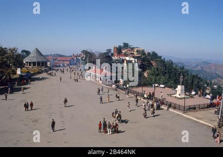 Mall Road, rue principale, avenue piétonne, Shimla, Himachal Pradesh, Inde, Asie Banque D'Images