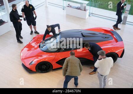 Le nouveau spectacle Aston Martin Valhalla au Silverlink Shopping Park à Wallsend, Newcastle. Banque D'Images