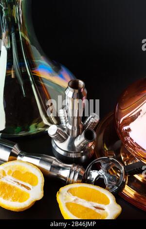 divers accessoires pour faire du hookah. photo créative. Banque D'Images