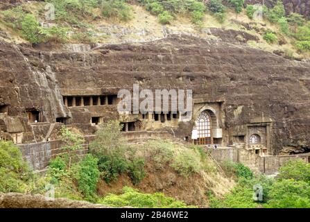 Grottes d'Ajanta ; monuments de grottes bouddhistes découpées en roche ; quartier d'Aurangabad ; Maharashtra ; Inde ; Asie Banque D'Images