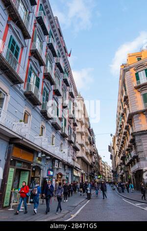 Via Toledo, main street, Naples, Italie Banque D'Images