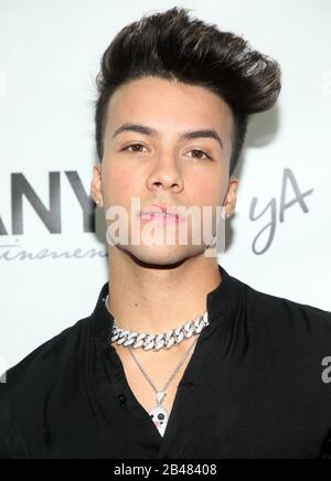 Los Angeles, Californie 5 mars 2020. Bruno Oliveira, au 9ème mélangeur annuel de lany au Théâtre Montelban de Los Angeles, Californie, le 5 mars 2020. Crédit: Faye Sadou/Media Punch/Alay Live News Banque D'Images