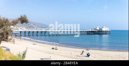 Malibu, Californie - 17 Février 2020 : Jetée De Malibu En Californie Du Sud Banque D'Images