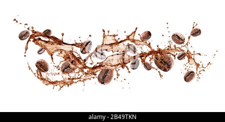 vague de café éclaboussant avec des grains de café, isolée sur blanc Banque D'Images