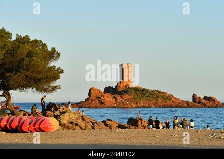 France, Var, Esterel Corniche, St Raphaël, Dramont Cap Et Ou (Or) Île Banque D'Images