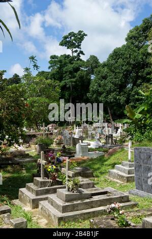 Seychelles, Ile Praslin, Cimetière De Grande Anse Banque D'Images