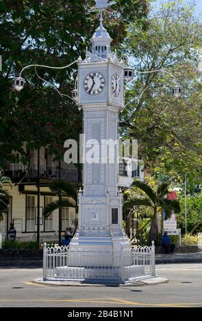 Seychelles, île de Mahe, marché de Victoria, une tour miniature de Big ben Banque D'Images