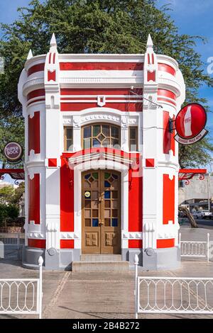 Cap-Vert, île de Sao Vicente, Mindelo, Praça Amilcar Cabral (ancienne Praça Nova), kiosque à partir de 1932 Banque D'Images