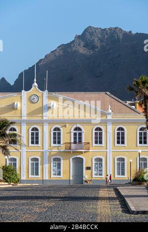 Cap-Vert, Ile de Santo Antao, Ponta do sol, Hôtel de ville de Ribeira Grande Banque D'Images