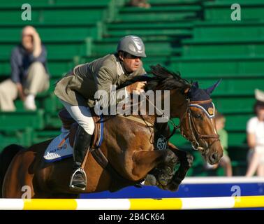 Le nord-américain, Spruce Meadows 2006, Lafarge Cup, Jonathan Asselin (CAN) équitation Lolita Banque D'Images