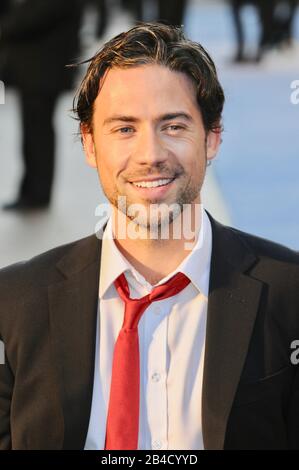 Adam Rayner. « The Death And Life Of Charlie St Cloud », Première Britannique, Empire Leicester Square, Londres. ROYAUME-UNI Banque D'Images