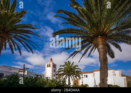 Espagne, Canaries, l'île de Fuerteventura, Corralejo, Eglise de Santa Maria church, extérieur Banque D'Images