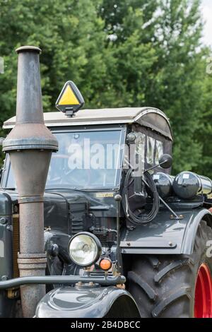 Bad König, Hesse, Allemagne, Lanz Bulldog Type D 9506 Ackerluft, au Bad Königer Classic Festival, 45 ch, construit en 1950, capacité moteur 10338, fabricant Heinrich Lanz AG de Mannheim Banque D'Images