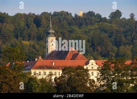 Kloster Schäftlarn, Au-Dessus De Fischerschlössl À Ebenhausen, Schäftlarn, Haute-Bavière, Bavière, Allemagne Banque D'Images