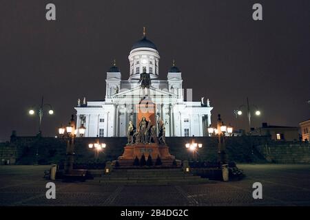 La cathédrale d'Helsinki, en Finlande, conçue par l'architecte allemand Carl Ludwig Engel Banque D'Images