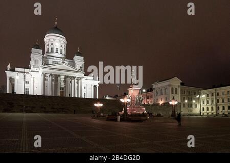 La cathédrale d'Helsinki, en Finlande, conçue par l'architecte allemand Carl Ludwig Engel Banque D'Images