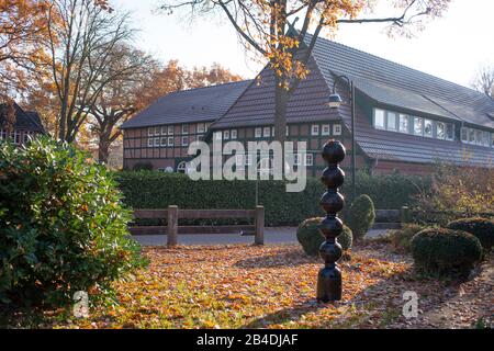 Allemagne, Basse-Saxe, Fischerhude, ferme du café Berkelmann en automne Banque D'Images