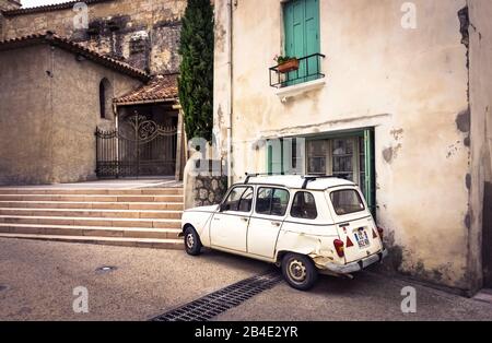 Renault 4 TL Savane (1987-1993) à Fleury d'Aude Banque D'Images