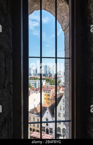 Estonie, Tallinn, vue de la tour de l'hôtel de ville en direction de la vieille ville et de Neustadt Banque D'Images