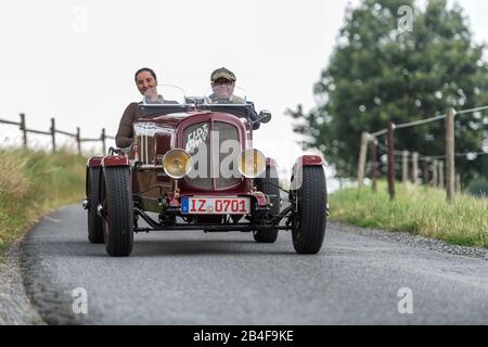 Bad König, Hesse, Allemagne, Simv-Fiat 6 CV Sport, construit en 1936, 995 cc déplacement, 24 hp au festival classique. Banque D'Images