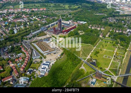 Vue aérienne du siège social de la société immobilière Vivawest Wohnen GmbH à Nordsternpark sur le site de l'ancienne mine de Nordstern à Gelsenkirchen, dans la région de Ruhr, dans l'État de Rhénanie-du-Nord-Westphalie, Allemagne. Banque D'Images