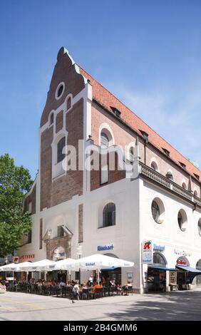 Musée Allemand De La Chasse Et De La Pêche Dans L'Ancienne Augustinerkirche, Neuhauser Straße, Munich, Haute-Bavière, Bavière, Allemagne, Europe Banque D'Images
