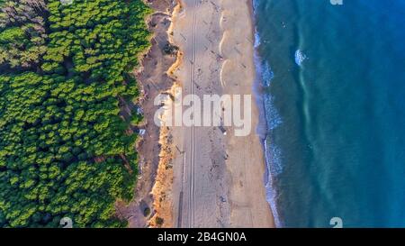 Paysage du ciel des plages de l'Algarve Quarteira Vilamoura Banque D'Images