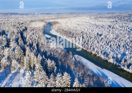 Isar, réserve naturelle Isarauen entre Wolfratshausen et Geretsried, drone, Haute-Bavière, Bavière, Allemagne Banque D'Images