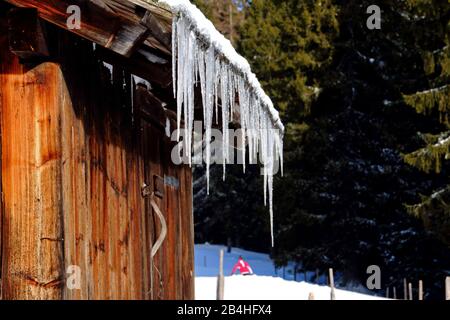 Chalet de montagne en hiver près de Bad Goisern Banque D'Images