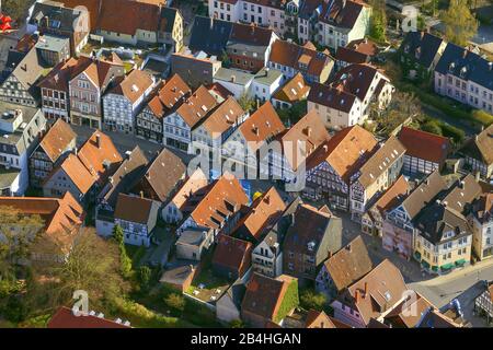 , vieille ville de Detmold avec maisons à colombages à la rue Krumme, 22.04.2013, vue aérienne, Allemagne, Rhénanie-du-Nord-Westphalie, Westphalie de l'est, Detmold Banque D'Images