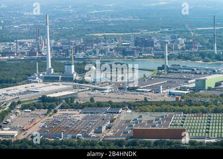 Vue aérienne d'une zone industrielle près de Cologne sur le Rhin Banque D'Images