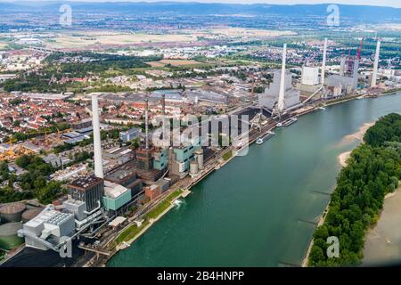 Vue aérienne d'une centrale électrique de Mannheim sur le Rhin, zone industrielle Banque D'Images