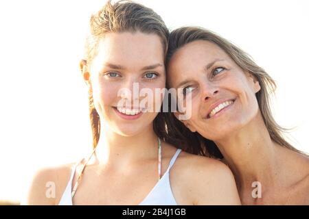 Portrait, mère, fille, rire Banque D'Images