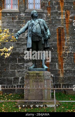 Jambes de bronze, mémorial en l'honneur de Friedrich Wilhelm I. roi de Prusse 1713-1748, Château de Hohenzollern, Hechingen, Alb swabian, Bade-Wuerttemberg, Allemagne, Europe Banque D'Images